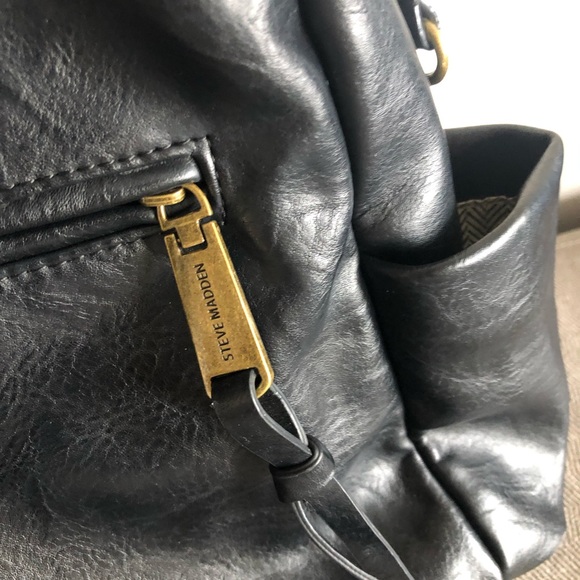 Steve Madden Tote Purse - Picture 5 of 13